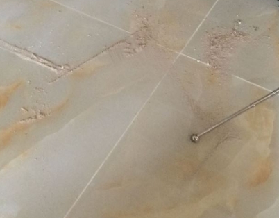 子长瓷砖空鼓维修公司分享粘合剂选择不当在瓷砖铺贴过程中可能导致以下问题