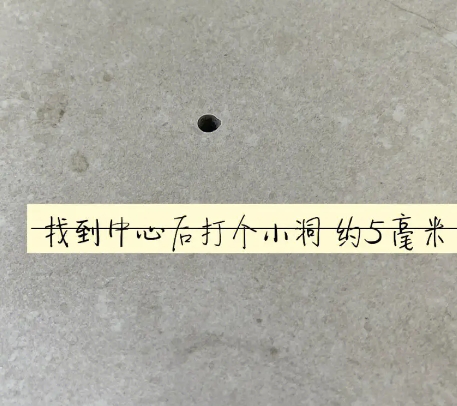 子长瓷砖空鼓维修公司专业解答在瓷砖铺贴过程中，如果砂料搅拌不均匀，将会带来以下问题